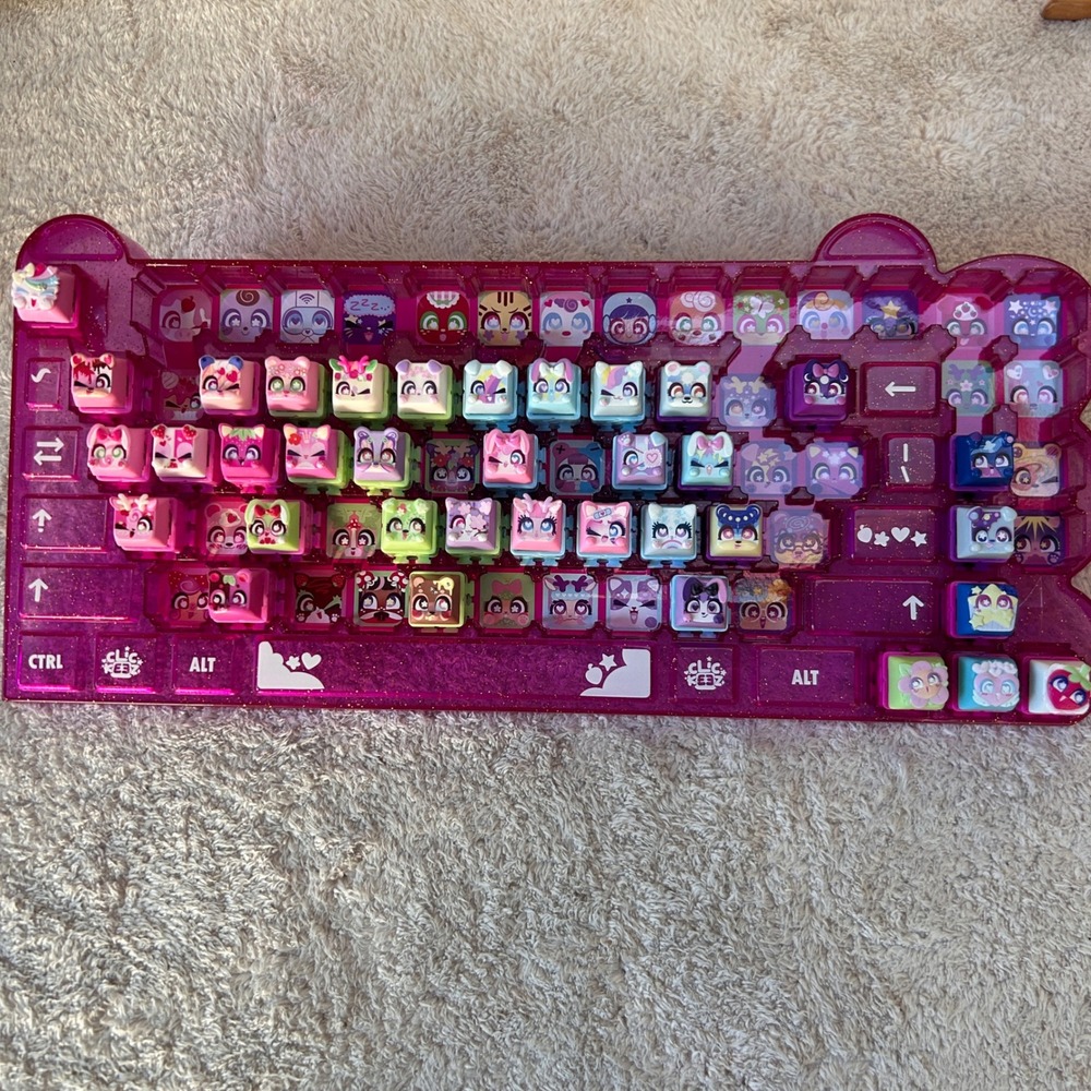 Goliath Clickeez Series 1 Kawaii Keyboard with 36 Key Caps NWOB